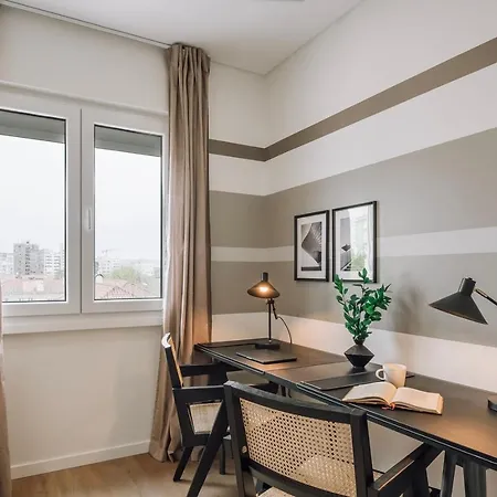 Ofir - 2 Bedrooms And Office In Alvalade *