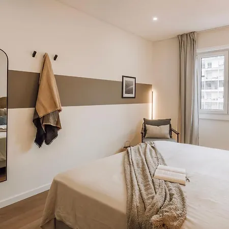 Ofir - 2 Bedrooms And Office In Alvalade *