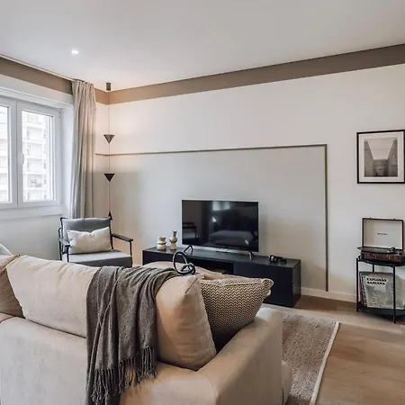 Ofir - 2 Bedrooms And Office In Alvalade